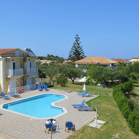 טסיליבי Panagiotis I & II Stds And Apts מראה חיצוני תמונה