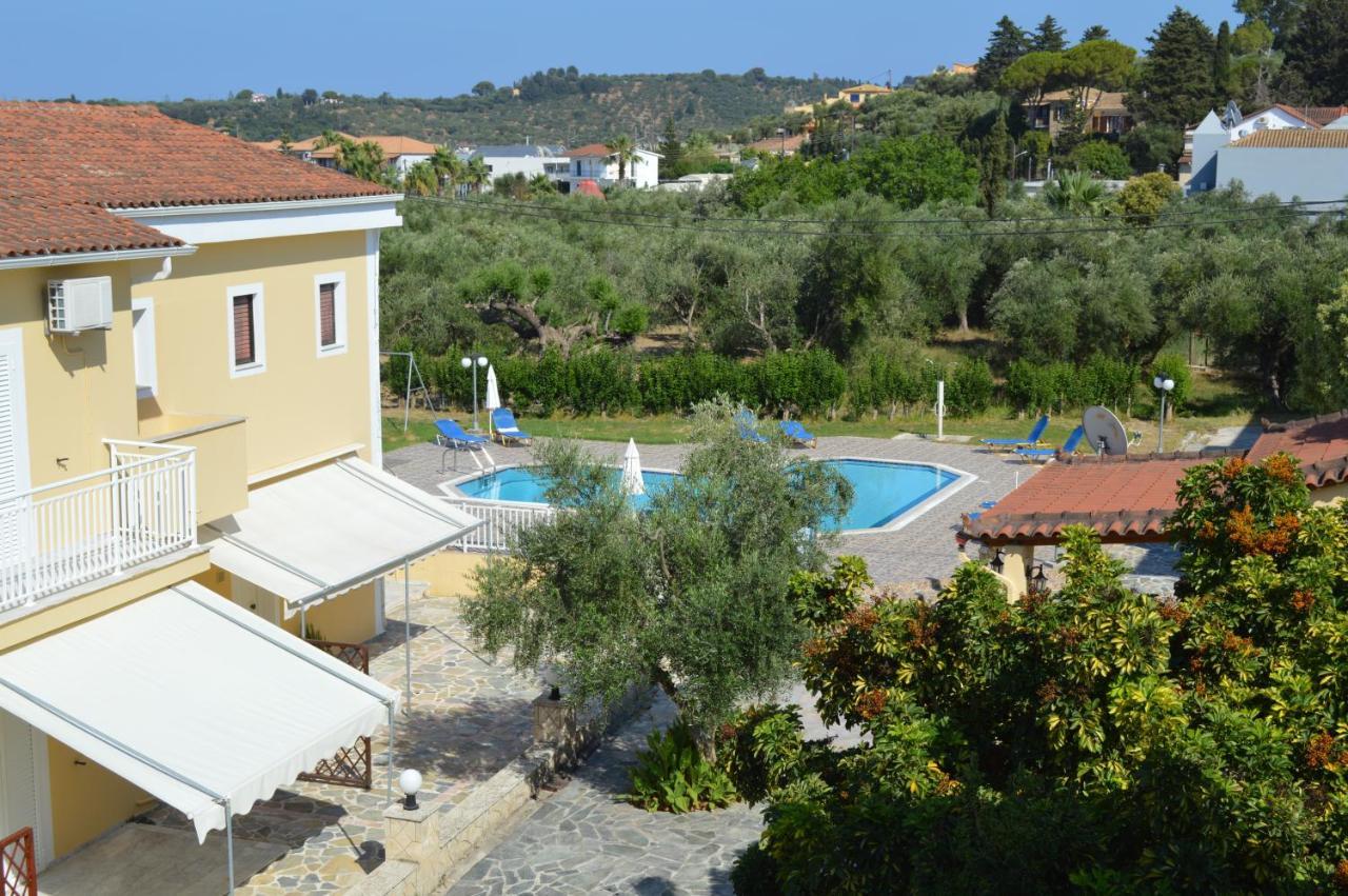 Panagiotis I & Ii Stds And Apts Apartment